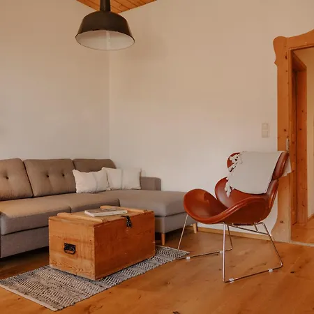 Staudingerhof Apartment *