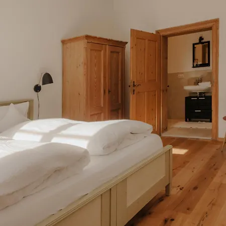 Staudingerhof Lägenhet *