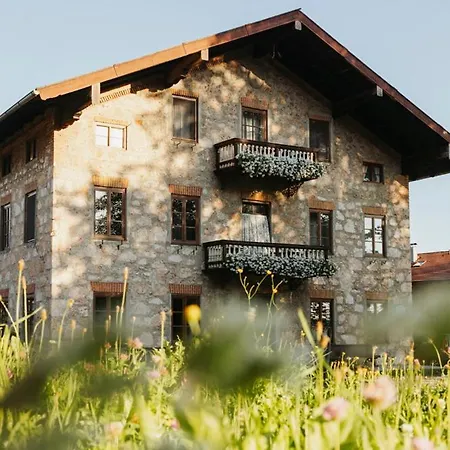 Staudingerhof Lägenhet *